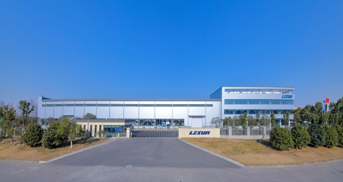 Nanjing_Lesun_Screw_Co.,_Ltd..jpg